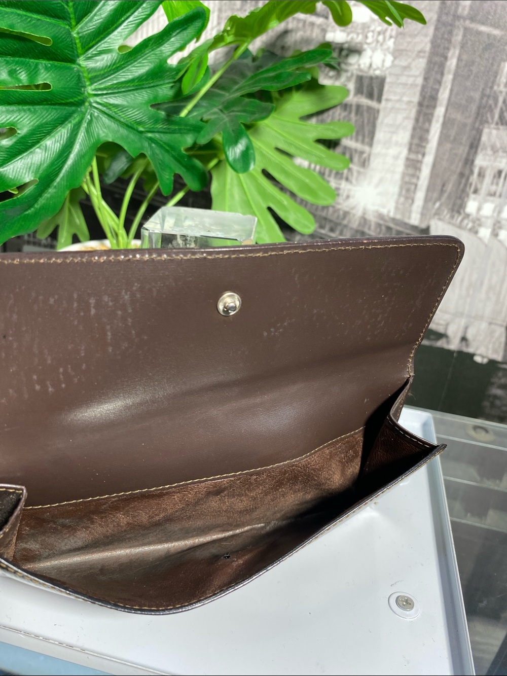 Authentic Gucci Rare Metallic Bronze Patent Leather Long Wallet - Picture 14 of 17